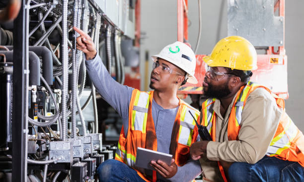 Best Best Electricians Near Me  in Palmhurst, TX